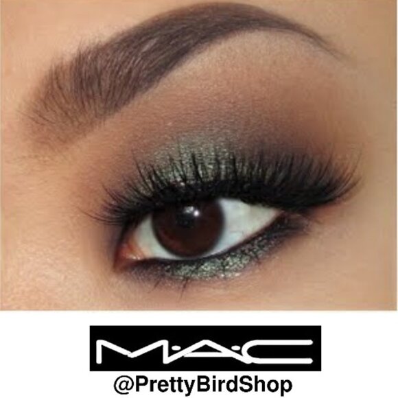Last one! MAC CLUB Satin eye shadow NIB RARE - Picture 4 of 9